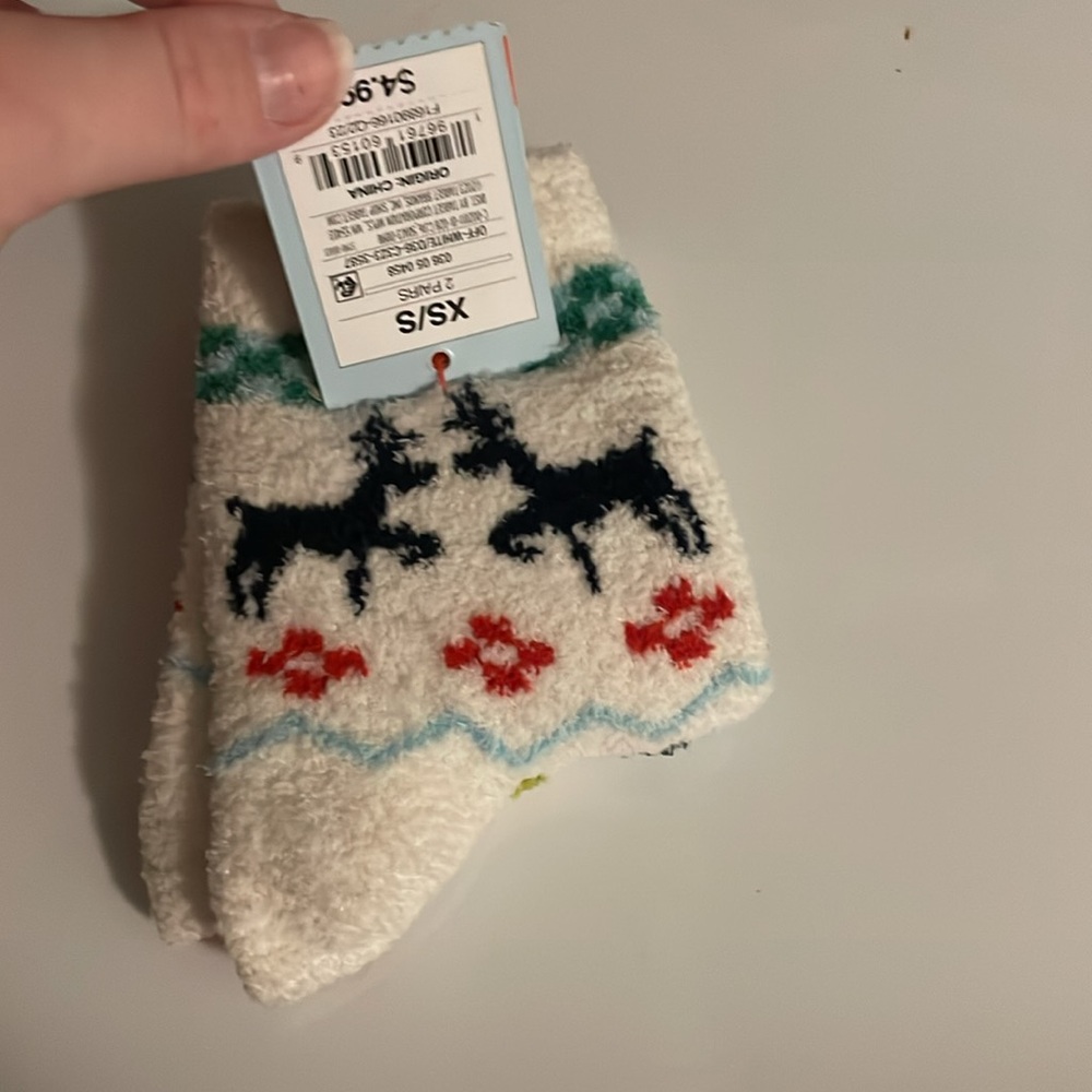 Fuzzy gripper socks